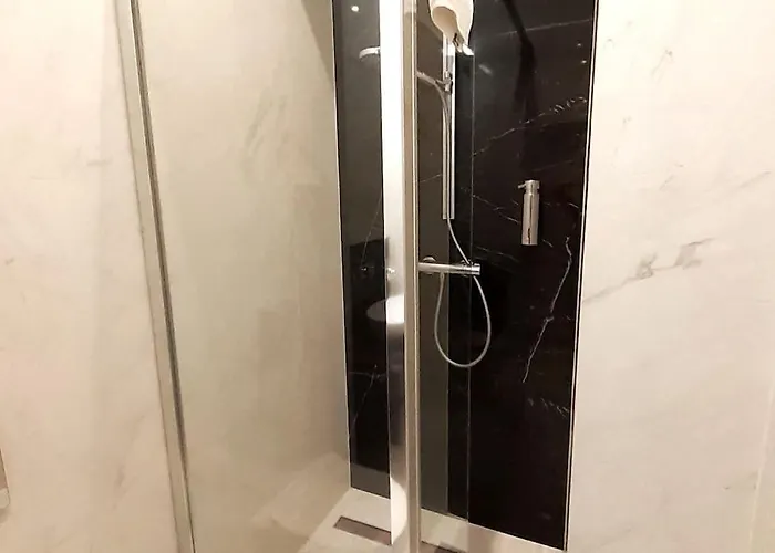 Luxury - Rakowicka R15 Apartamento Cracóvia